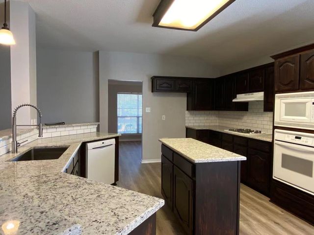 4121 Holly Drive, Mckinney, TX 75070