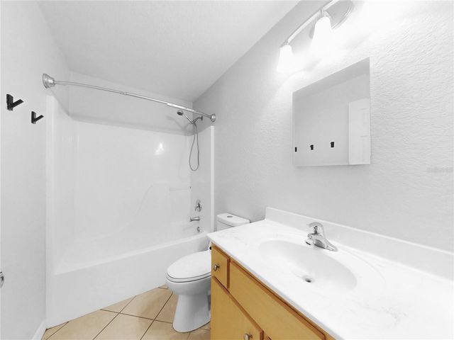 569 SIDNEY DRIVE, Lake Helen, FL 32744