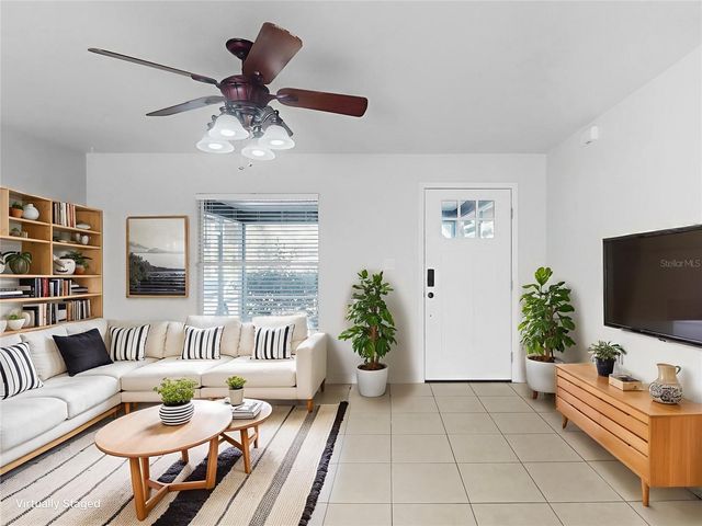 569 SIDNEY DRIVE, Lake Helen, FL 32744