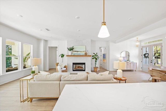 5751 Dunbar Cir, Milton, FL 32583