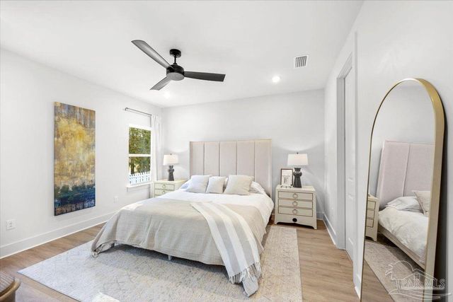 5751 Dunbar Cir, Milton, FL 32583