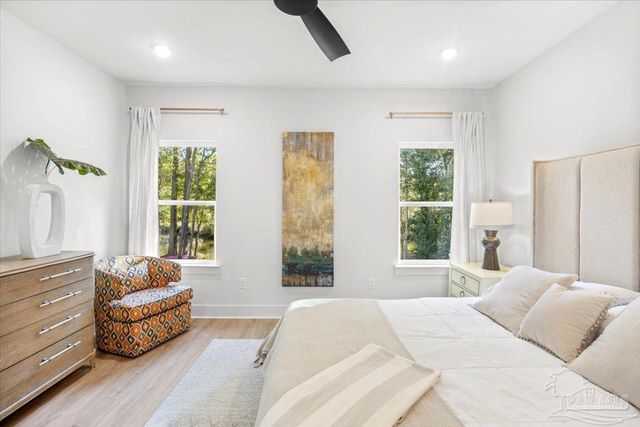 5751 Dunbar Cir, Milton, FL 32583