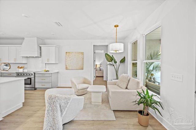 5751 Dunbar Cir, Milton, FL 32583