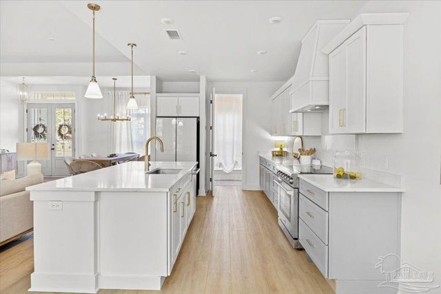 5751 Dunbar Cir, Milton, FL 32583