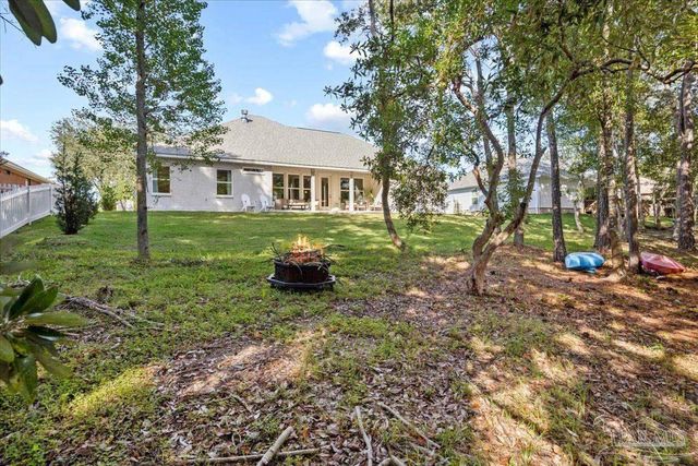 5751 Dunbar Cir, Milton, FL 32583