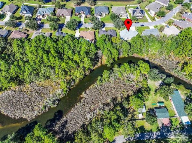 5751 Dunbar Cir, Milton, FL 32583