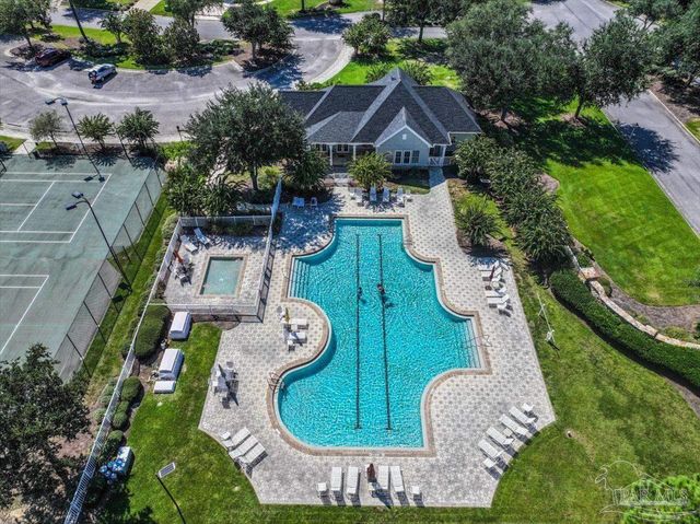 5751 Dunbar Cir, Milton, FL 32583