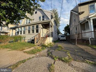 313 TIOGA ST, Trenton, NJ 08609