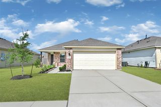 638 E Fairway Lake Drive, Alvin, TX 77511