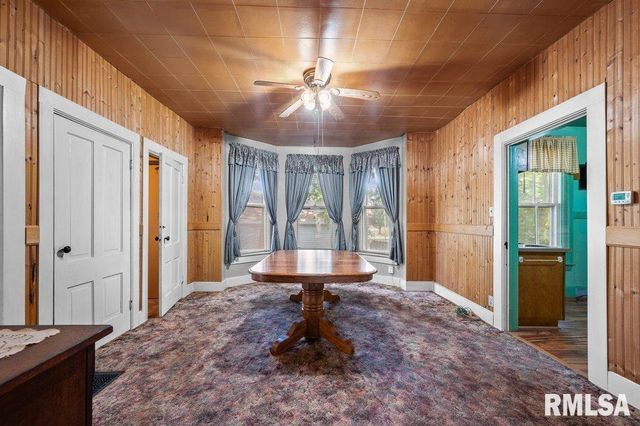 3011 TELEGRAPH Road, Davenport, IA 52802