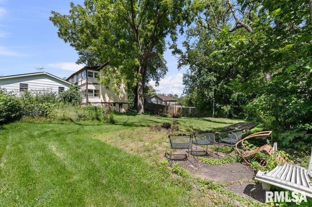 3011 TELEGRAPH Road, Davenport, IA 52802