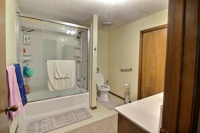 3611 N Athenian, Wichita, KS 67204