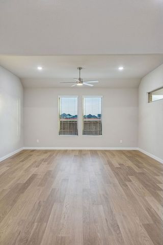 452 Hundred Acre Drive, Waxahachie, TX 75165