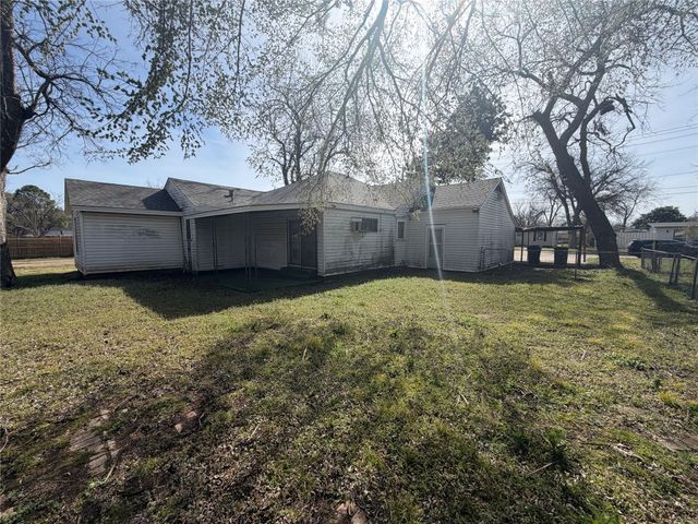 4607 Cranfill Drive, Dallas, TX 75216