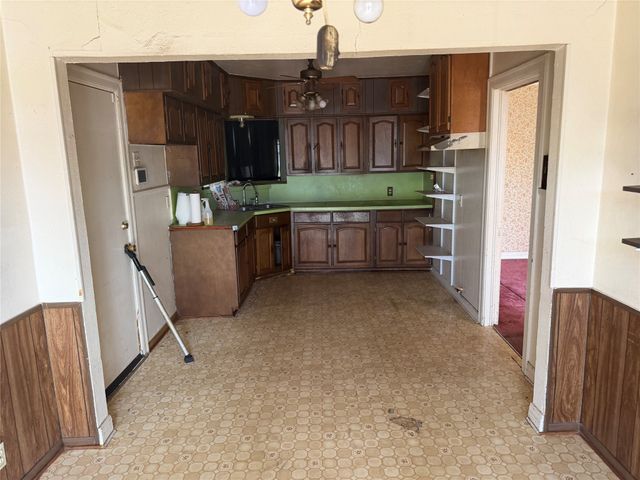 4607 Cranfill Drive, Dallas, TX 75216