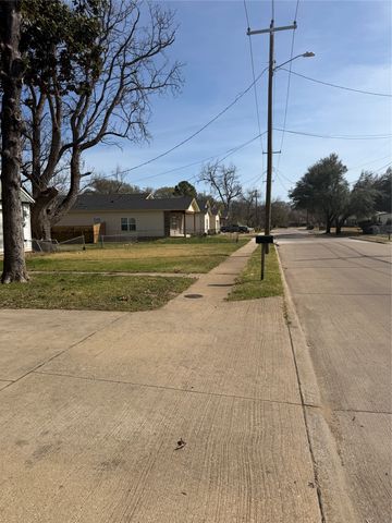 4607 Cranfill Drive, Dallas, TX 75216