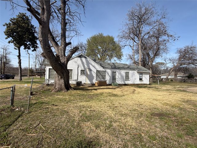 4607 Cranfill Drive, Dallas, TX 75216