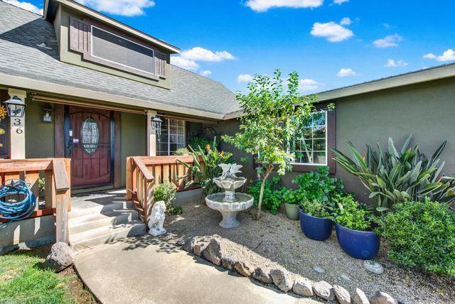 736 Golden Ave, Lodi, CA 95240