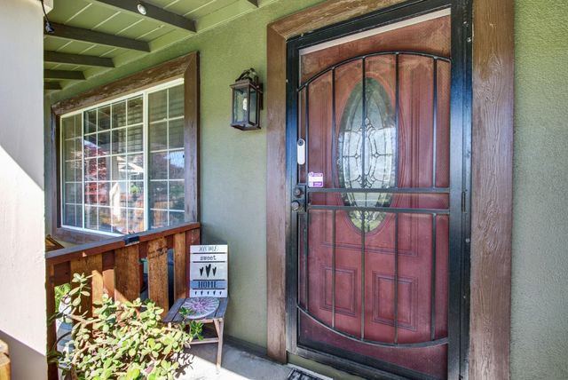 736 Golden Ave, Lodi, CA 95240