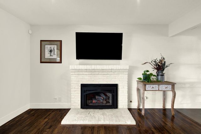 736 Golden Ave, Lodi, CA 95240