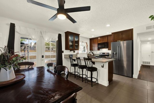 736 Golden Ave, Lodi, CA 95240