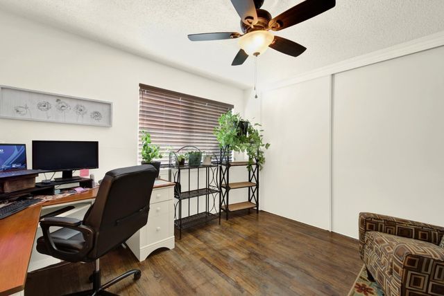 736 Golden Ave, Lodi, CA 95240