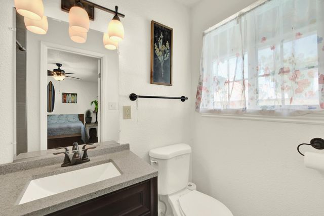 736 Golden Ave, Lodi, CA 95240