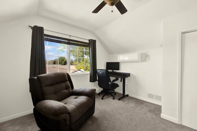 736 Golden Ave, Lodi, CA 95240