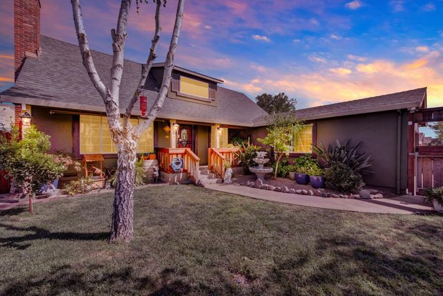 736 Golden Ave, Lodi, CA 95240