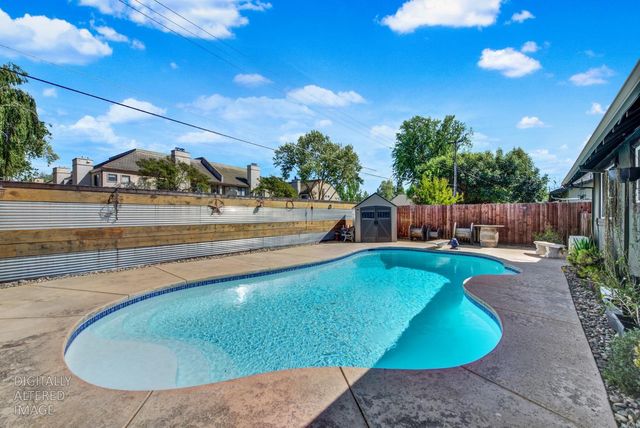 736 Golden Ave, Lodi, CA 95240