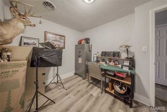 12185 County Road 2170, Rolla, MO 65401