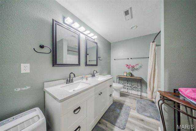 12185 County Road 2170, Rolla, MO 65401