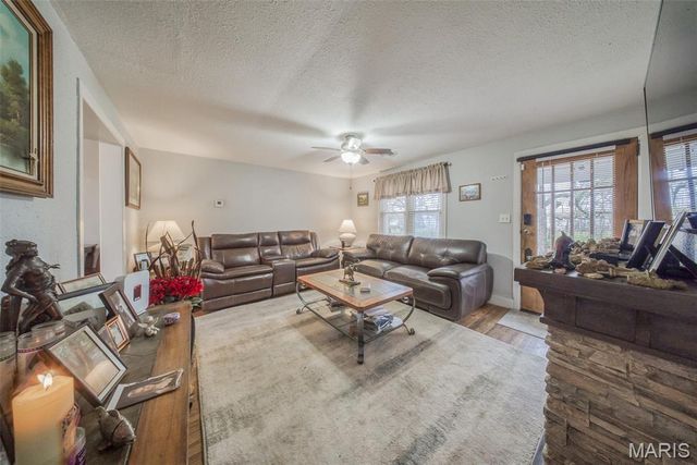 12185 County Road 2170, Rolla, MO 65401