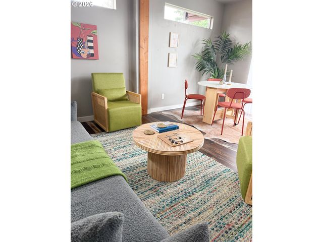 291 WARNER St, Oregon City, OR 97045