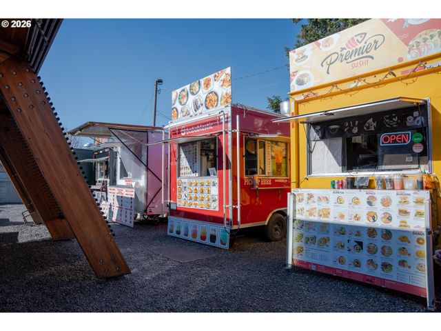 291 WARNER St, Oregon City, OR 97045