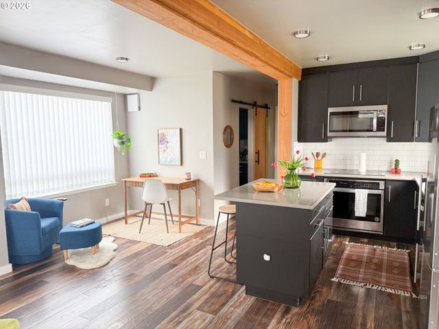 291 WARNER St, Oregon City, OR 97045