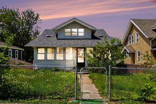 3076 S 34Th Street, Omaha, NE 68105
