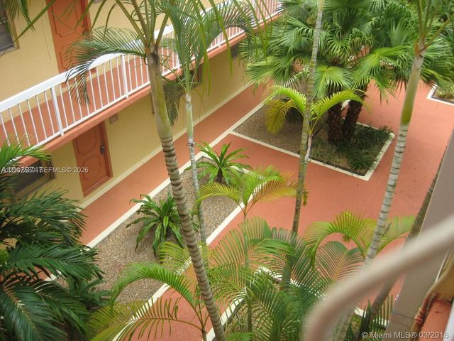 7740 Camino Real G-302, Miami, FL 33143