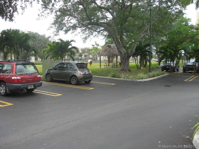 7740 Camino Real G-302, Miami, FL 33143