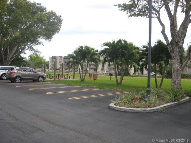 7740 Camino Real G-302, Miami, FL 33143