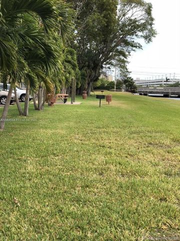 7740 Camino Real G-302, Miami, FL 33143