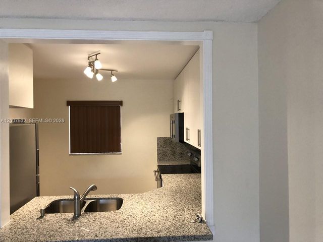 7740 Camino Real G-302, Miami, FL 33143