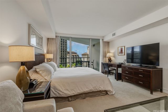 223 Saratoga Road 1008, Honolulu, HI 96815
