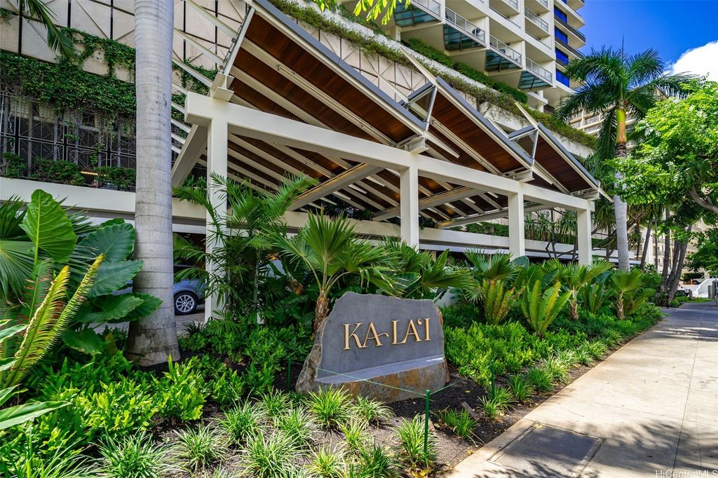 223 Saratoga Road 1008, Honolulu, HI 96815