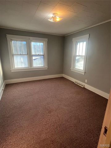 2706 Saint Marys Avenue, Hannibal, MO 63401