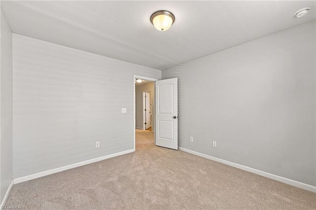 3833 Crestwell Cove Court, Winston-salem, NC 27103
