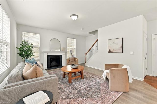 3833 Crestwell Cove Court, Winston-salem, NC 27103