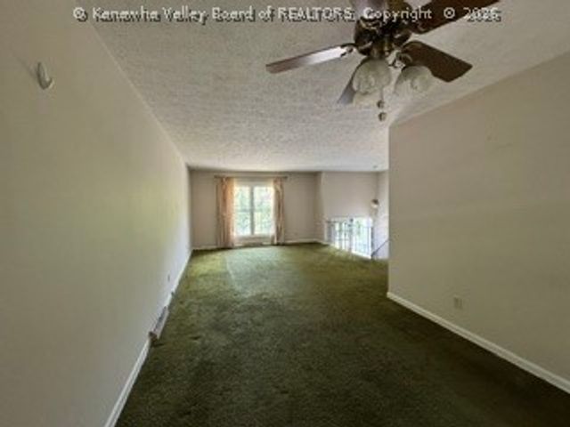 1226 Thomas Road, South Charleston, WV 25303