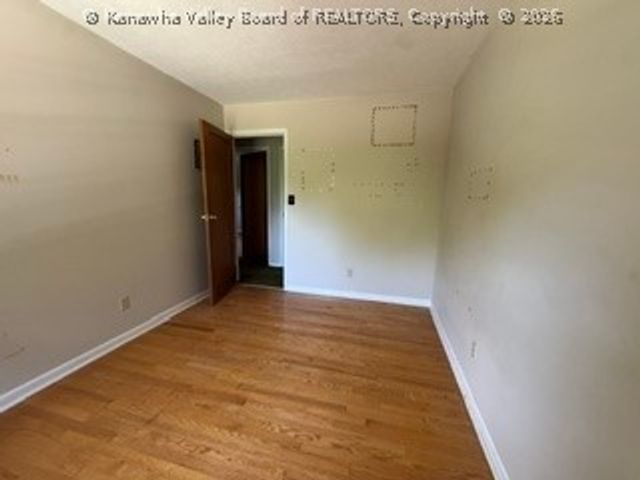 1226 Thomas Road, South Charleston, WV 25303