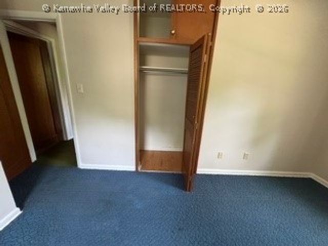 1226 Thomas Road, South Charleston, WV 25303
